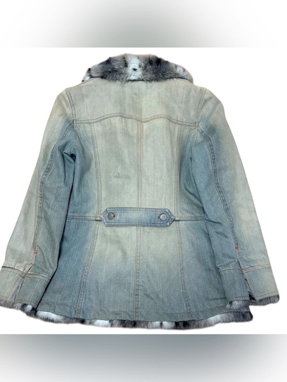 Burberry Light Blue Denim Jacket with White Fur Trim - Picture 7 of 9